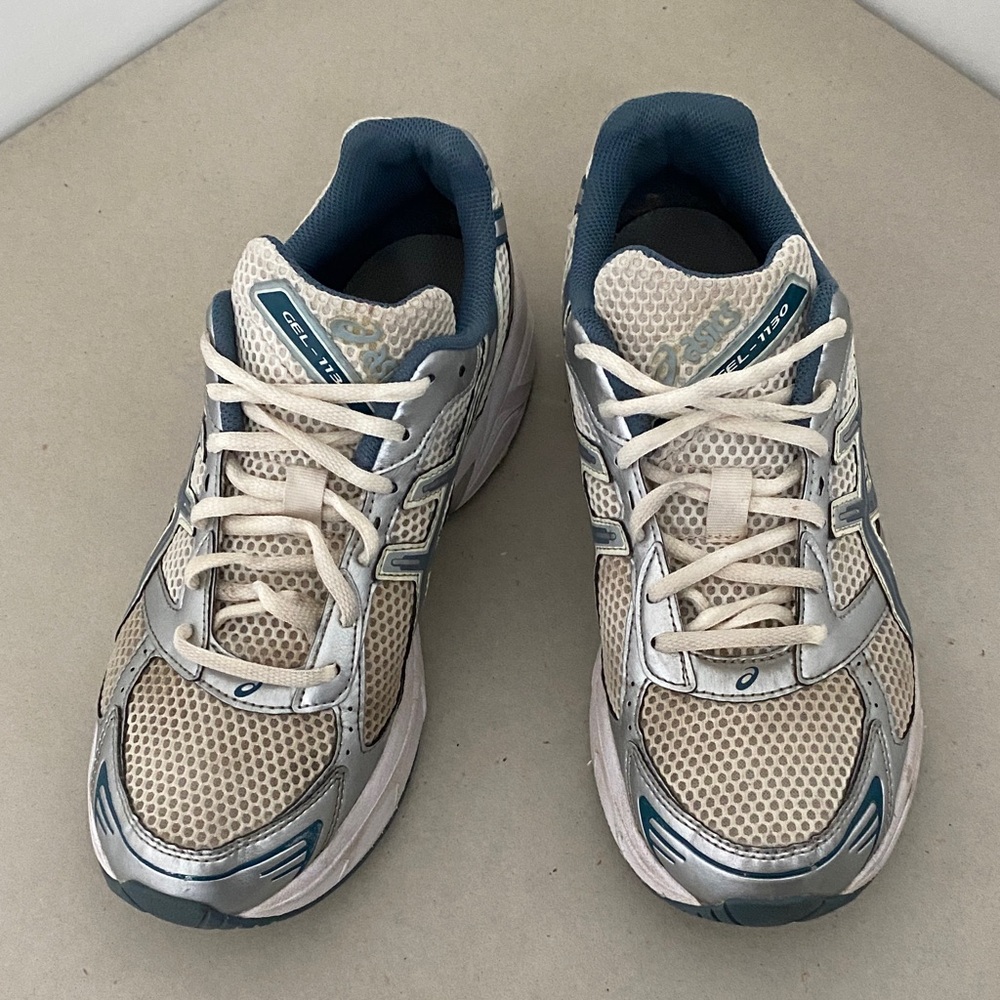 Asics Gel- 1130 Cream and Blue-Grey Mesh Running Shoes